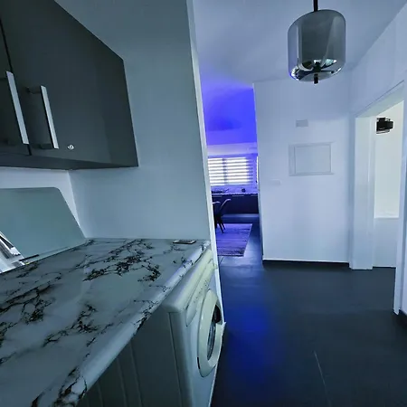 Golden Bay Deluxe Apartmán Protaras